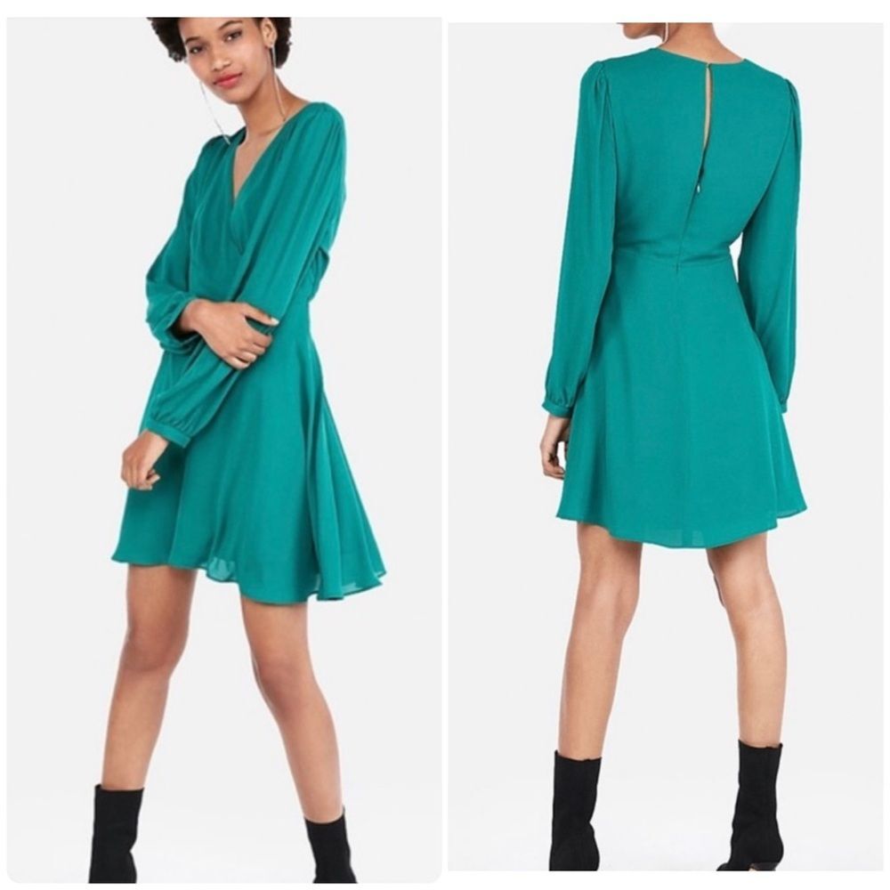 Express emerald green long sleeve flowy wrap top dress size small